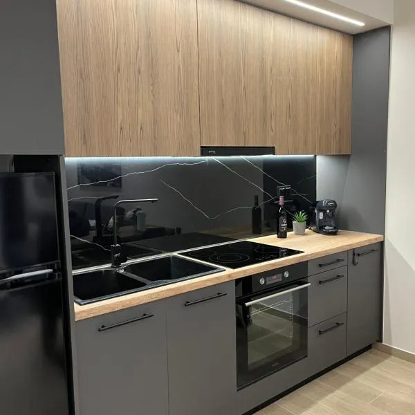 Serenity Luxury Apartment, hotel in Alexandroupoli