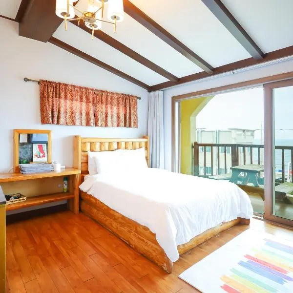 New Coastal Scenery, hotel in Jeju