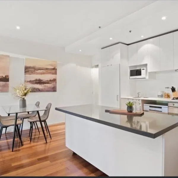 Readyset Apartments at Liberty, hotel in Melbourne