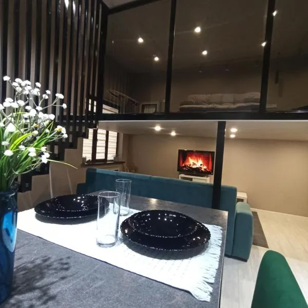 Двухуровневые апартаменты в ЖК Керемет на Каспийском море, hôtel à Aktau