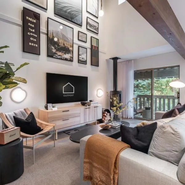 Forest Trails by Outpost Whistler, ξενοδοχείο σε Γουίσλερ