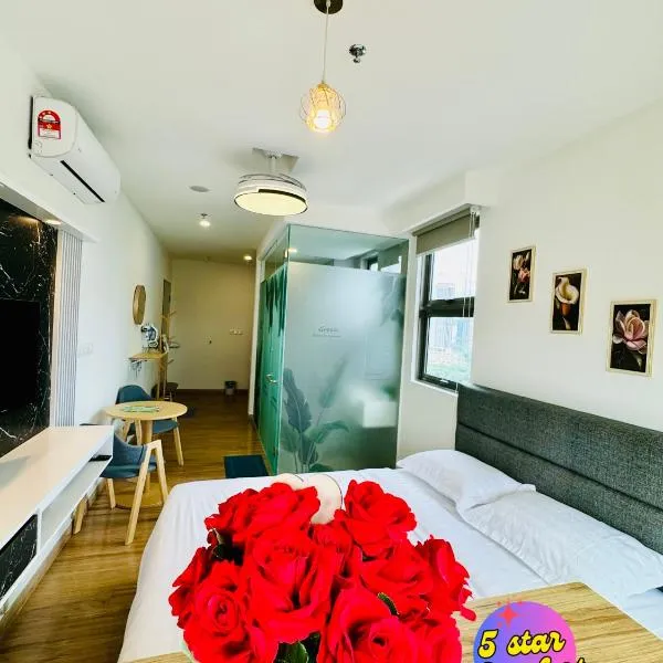 5 Star Comfort Riveria City KL Sentral 2pax Infinity pool, hotel in Kuala Lumpur