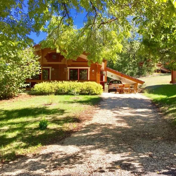 au CHAL'EVASION, hotel in Mauroux