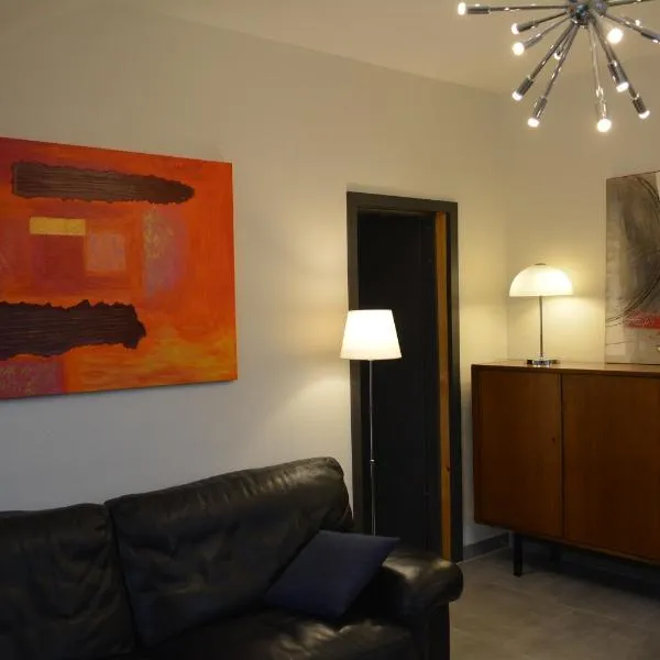 Appartement-terrasse parking privé Meublé de Tourisme 4 étoiles, ξενοδοχείο στο Belfort