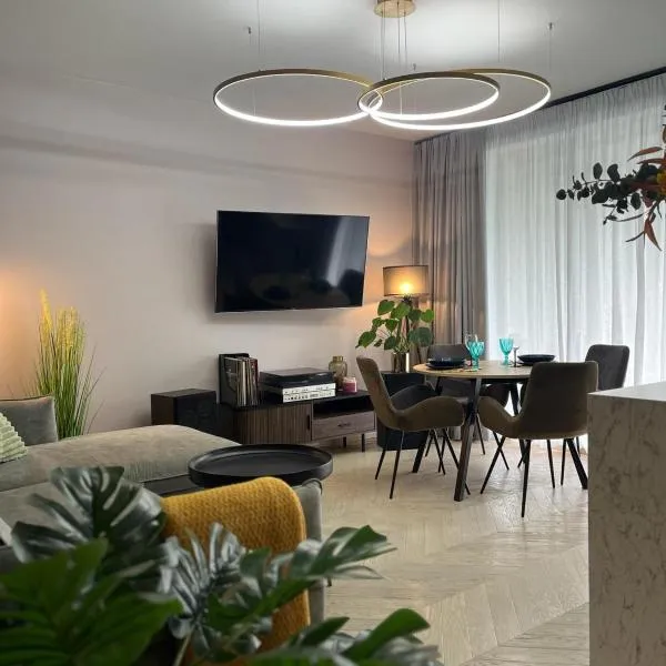 Stylowy apartament przy rezerwacie, hotel ve Varšavě