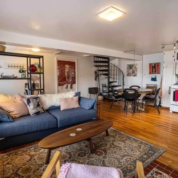 Iconic Battery CottageSignal HillSea&City Views, hotel a St. John's