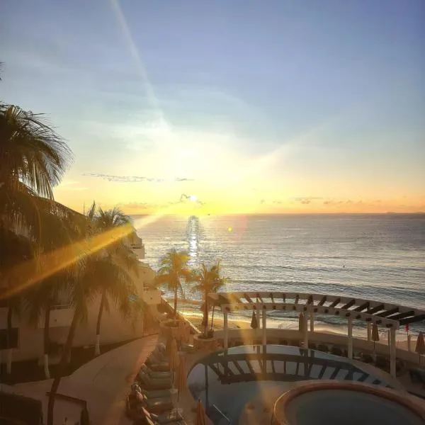 SUNSET FISHERMEN BEACH & SPA RESORT-Optional All Inclusive- 3 UNITS CHOICE-ROOM - 344A Ocean view with terrace- ROOM 344B No terrace, View from window to park - STUDIO 344C Ocean View Studio for 2- Playacar, Phase 1, hotel in Playa del Carmen