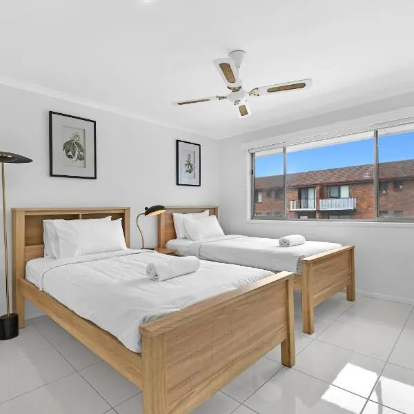 Central Located 3 Bedroom Unit in Southport, hotel in Gold Coast