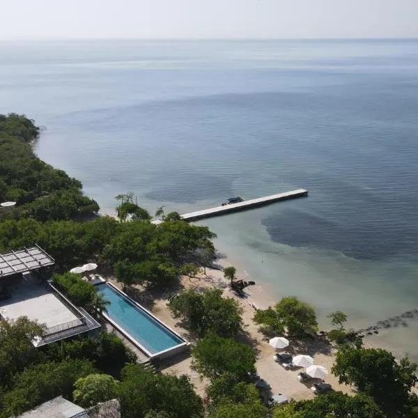 SABAI Beach Hotel, hotel in Baru