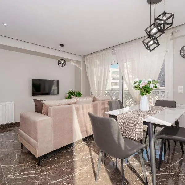 Brand New Building Deluxe Apartments With Parking Nearby Train, Hotel in Athen