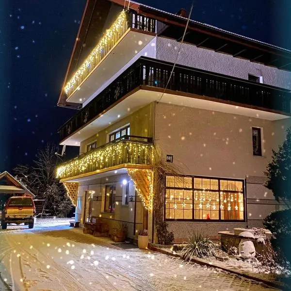 Agroturystyka Górski Wypoczynek, hotel v destinaci Stryszawa