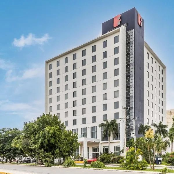 Fiesta Inn Merida, hotel en Mérida
