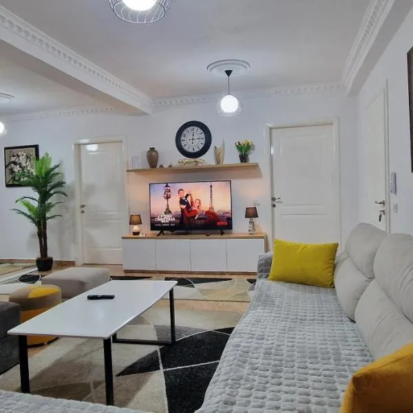 Daily rent apartment city center Elbasan 6, hotel em Elbasan