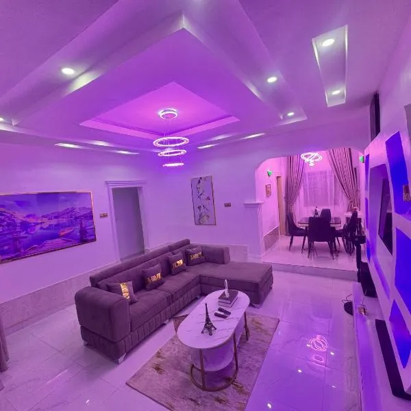 PrimeAxis Hub Apartment, hotel v mestu Oke Ogun