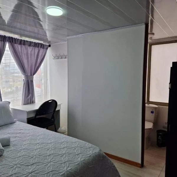 Habitación baño privado garaje moto, Manizales, ξενοδοχείο σε Manizales