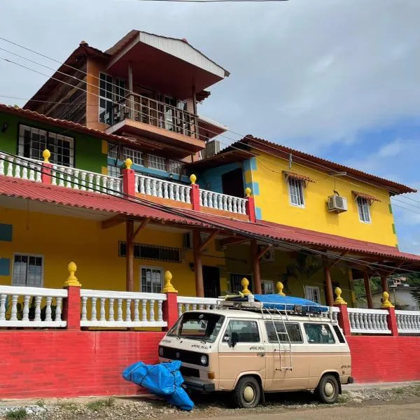 Habitación full equipada a solo 10 minutos del aropuerto Panamá pasifico a 5 minutos de playa 20 minutos de la ciudad y centros comerciales y turísticos ofrecemos transporte, hotel en Veracruz