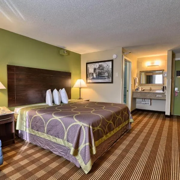 Super 8 by Wyndham Bangor, khách sạn ở Bangor