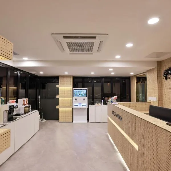 Hotel Kkuljam Stay, hotel in Jinju