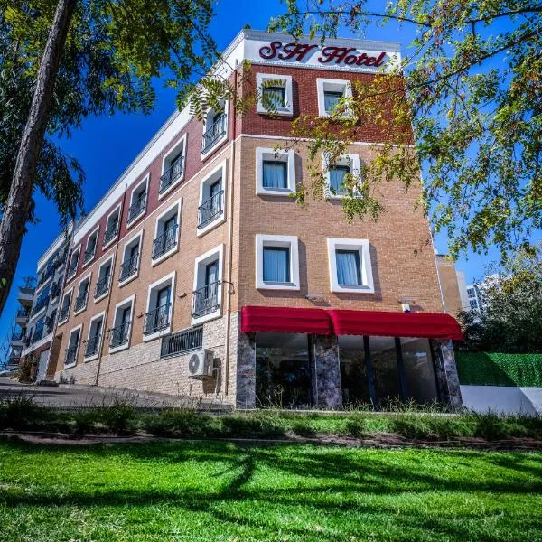 sh hotel business โรงแรมในKarşıyaka