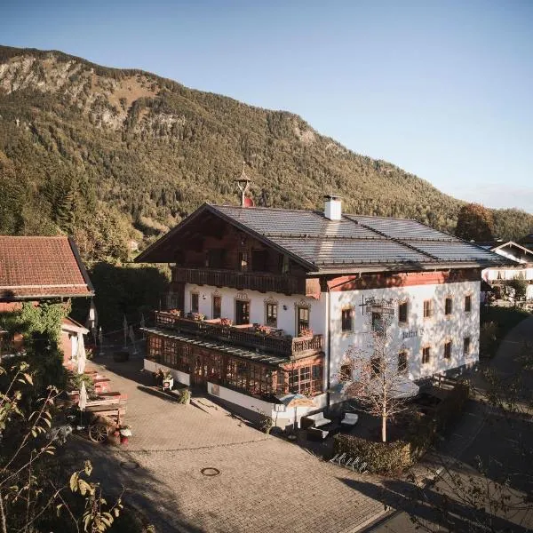 Rait´ner Wirt: Schleching şehrinde bir otel