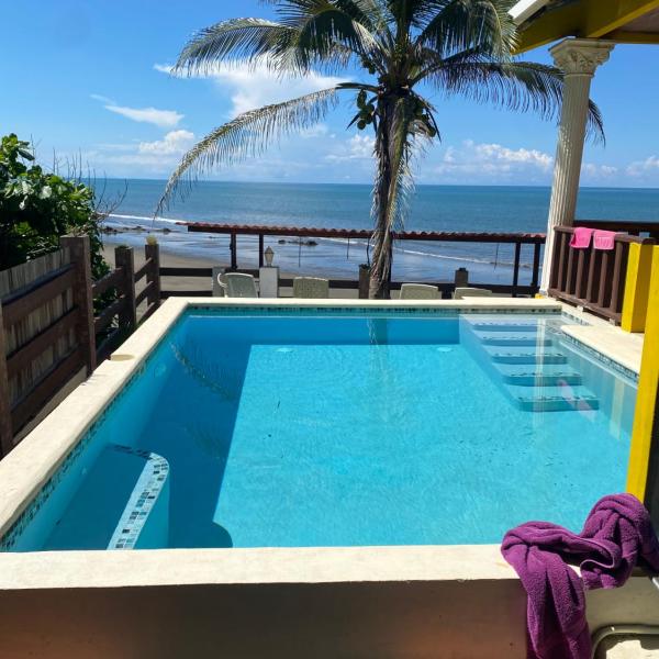 Casa Lassini, Oceanfront Lodging, Playa Las Comadres, Las Cucharitas