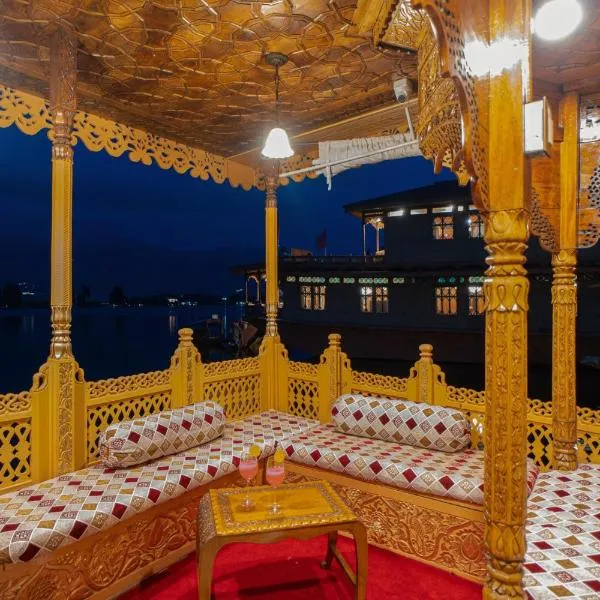 Dilnaaz group of houseboats, hôtel à Srinagar
