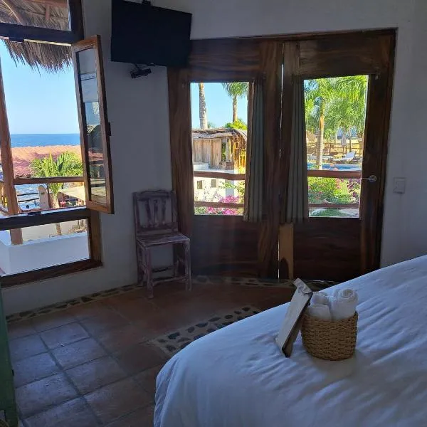 Hotel El Risco- a 30 min de Huatulco, hotel u gradu Cuatunalco