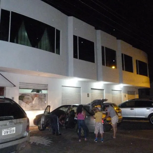 Hostería Mar de Cristal, Hotel in Crucita