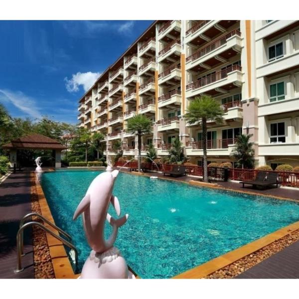 Nice Apartment large pool in nice residence central Patong beach