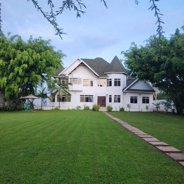 Amala villas, hotel in Arusha