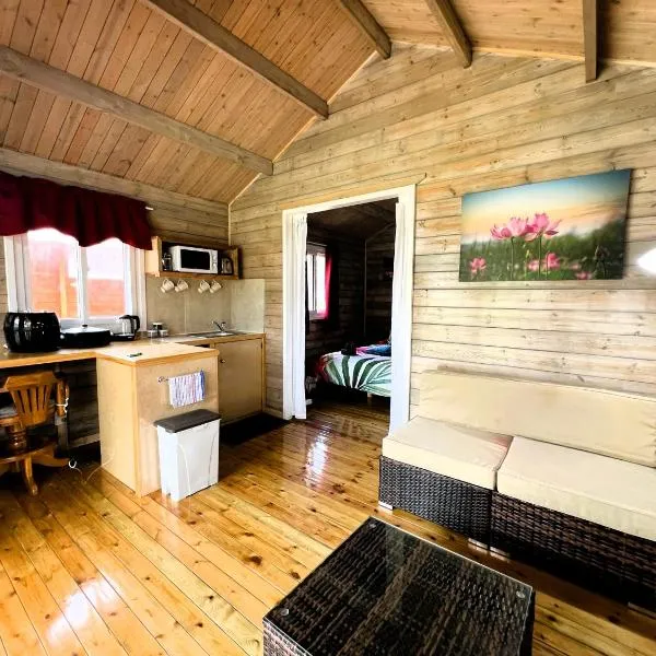 Red Hibiscus Villas, hotel in Rarotonga