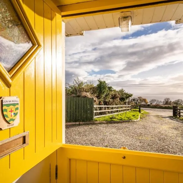 Yellow door cottage โรงแรมในโมวิลล์