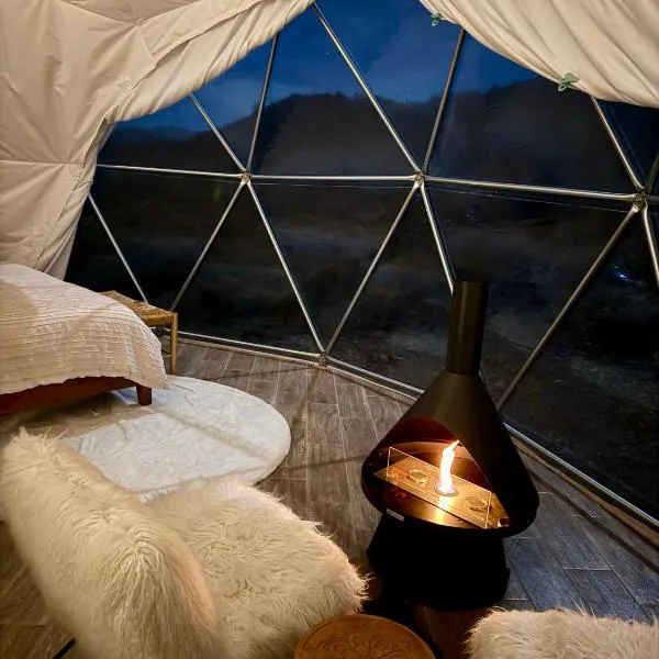 Stargazer- The Dome Life, hotell sihtkohas Anthem