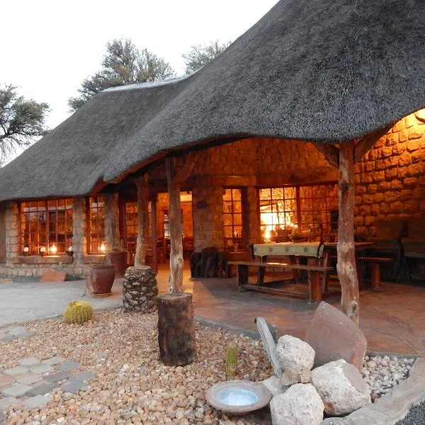 Torgos Lodge, hotel in Koës