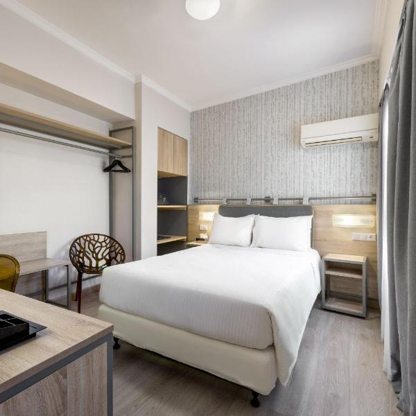 Pan Hotel, Atény
