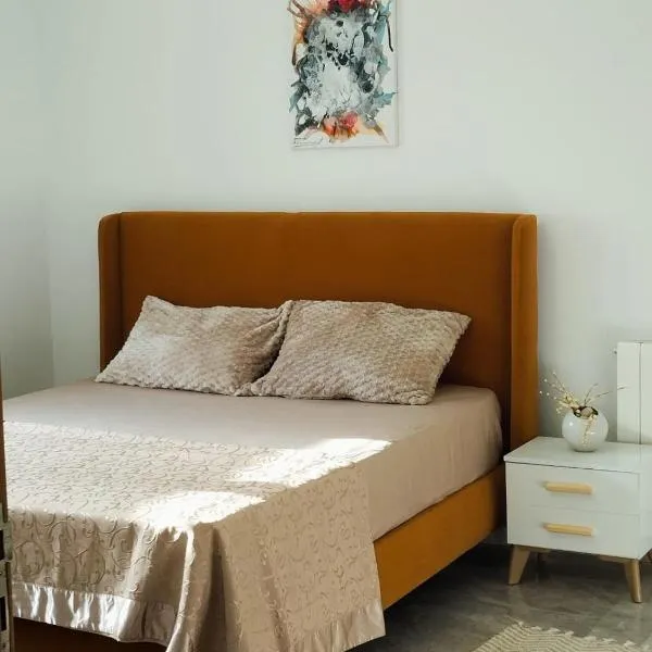 Suite Luxueuse et moderne - Séjournez chez nous, hotel in El Aouina