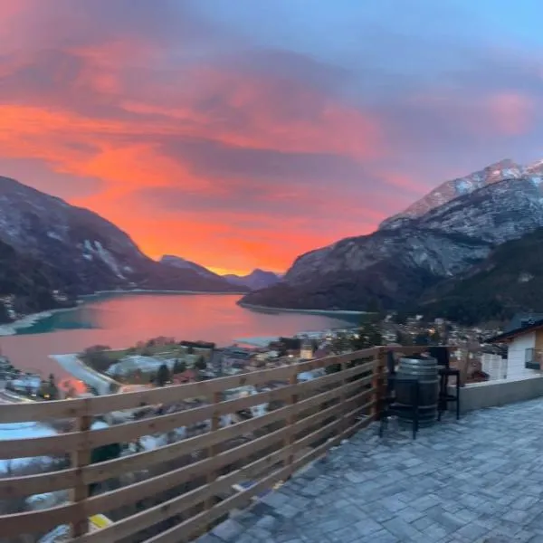 Hotel Aurora, hotel in Molveno