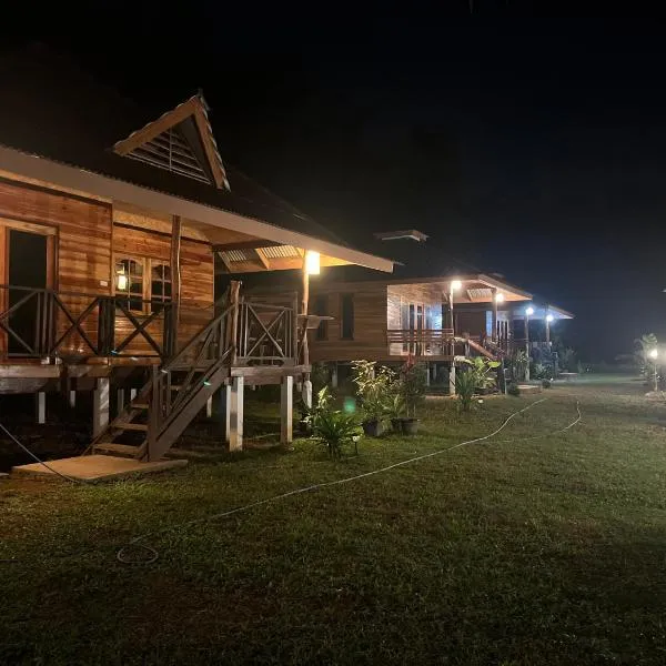 Koh Jum Hillside Resort, hôtel à Ban Ko Phrao