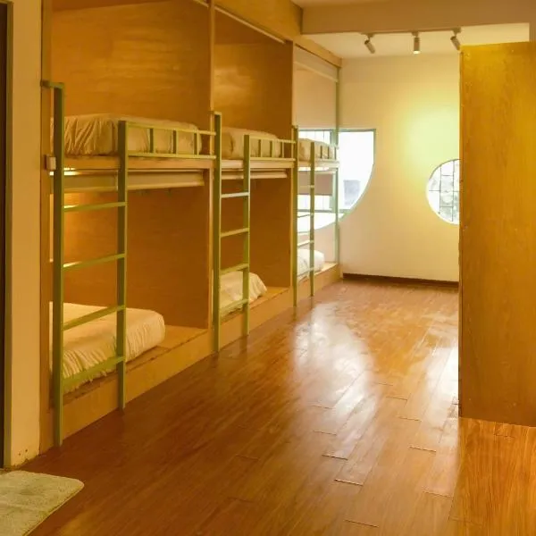 Leaf Sustainable Hostel, hotel in Da Nang