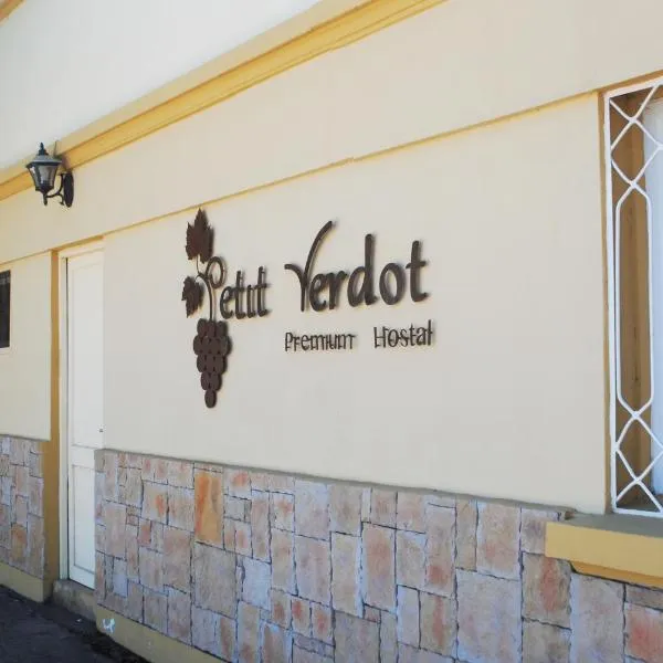 Hostal Petit Verdot, hotel in Santa Cruz