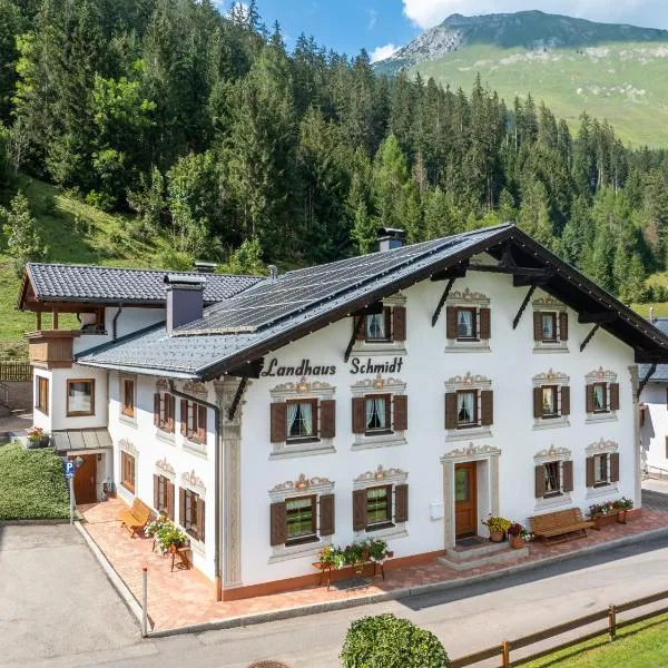 Landhaus Schmidt, Hotel in Elbigenalp
