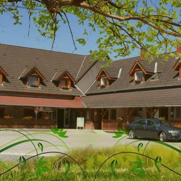 Kettős Csárda Szálláshely Bocfölde, hotel in Bocfölde