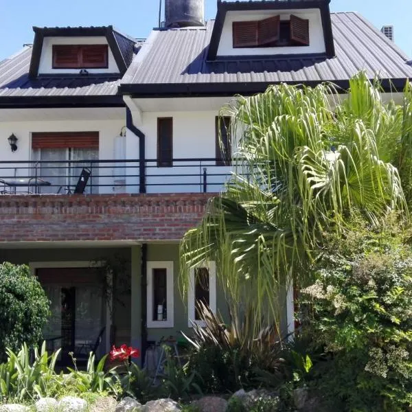 Posada Villa club, Apart 3 cerca del aeropuerto el Palomar, hotel en Hurlingham