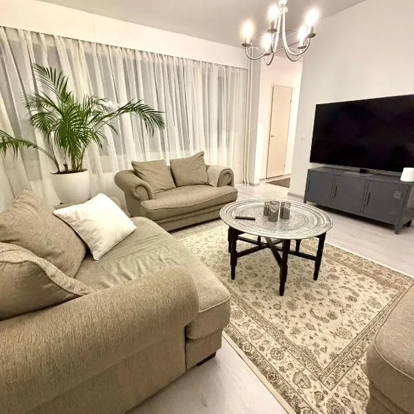 Nicely furnished apartment near centrum, free parking, hotel a Pori