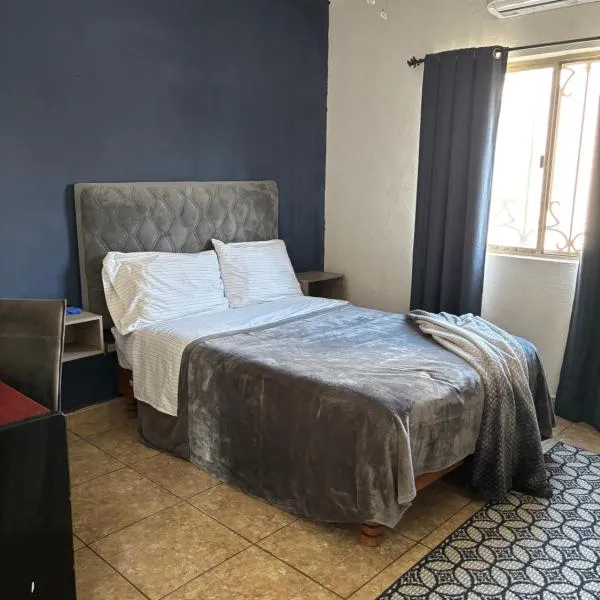 Habitacion Arboleda, hotel in Saltillo