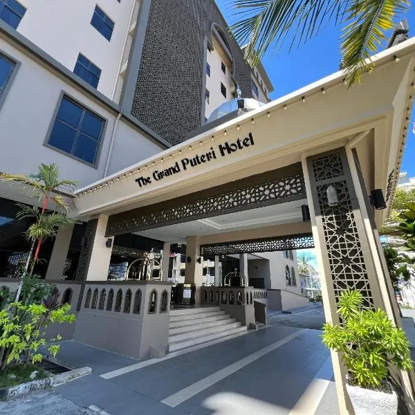 The Grand Puteri Hotel، فندق في كوالا ترغكانو
