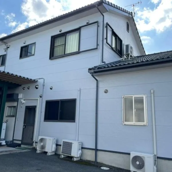 合同会社ゲストハウス縁, hotel v destinaci Saijo