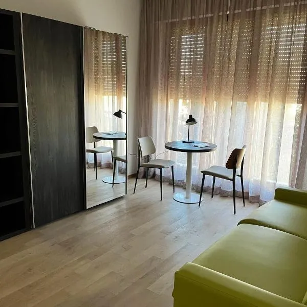 BB Rooms, khách sạn ở Forlì