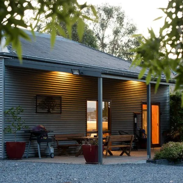 Omaroo High Country Retreat, hotel in Bonnie Doon