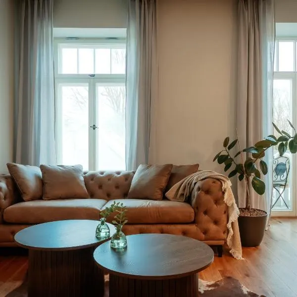 Freinholdi Maja külaliskorter 2 - balcony and SAUNA，位于沃鲁的酒店